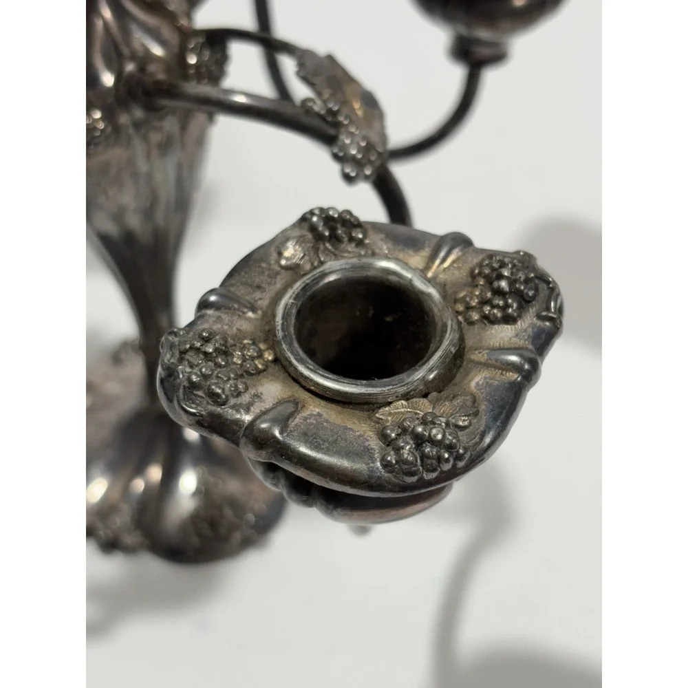 Antique Barbour SilverQuadruple Plate Grape‎ Art Nouveau Four 5 Arm Candleabra